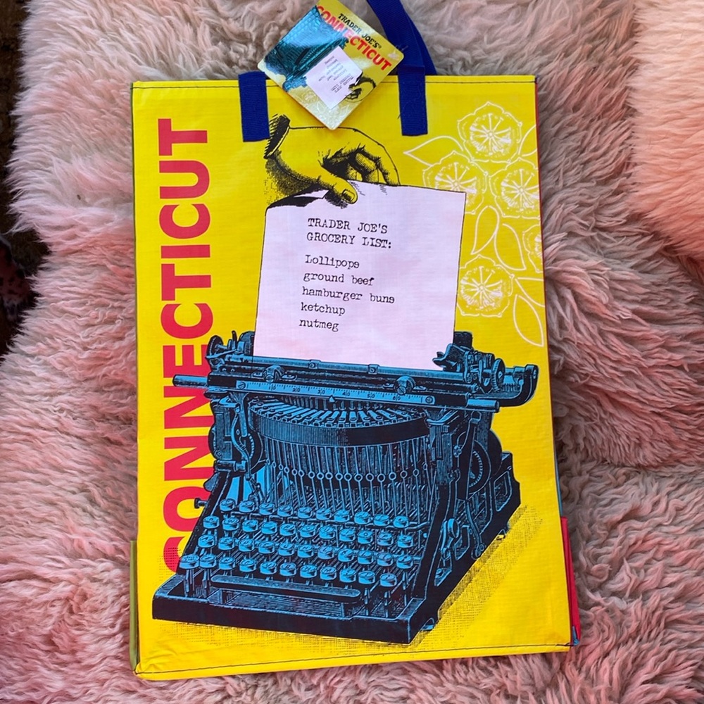 NWT! Trader Joe’s reusable bag CONNECTICUT